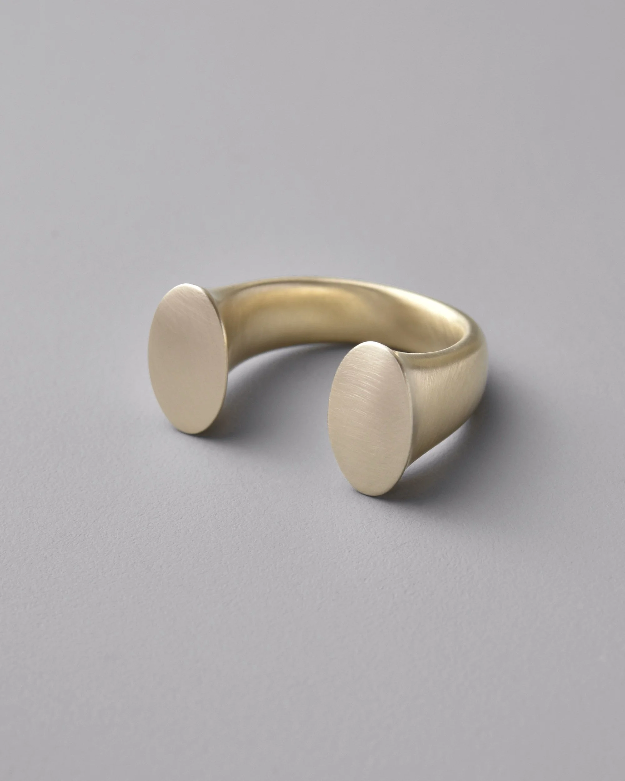 Ovid Ring (Bronze)