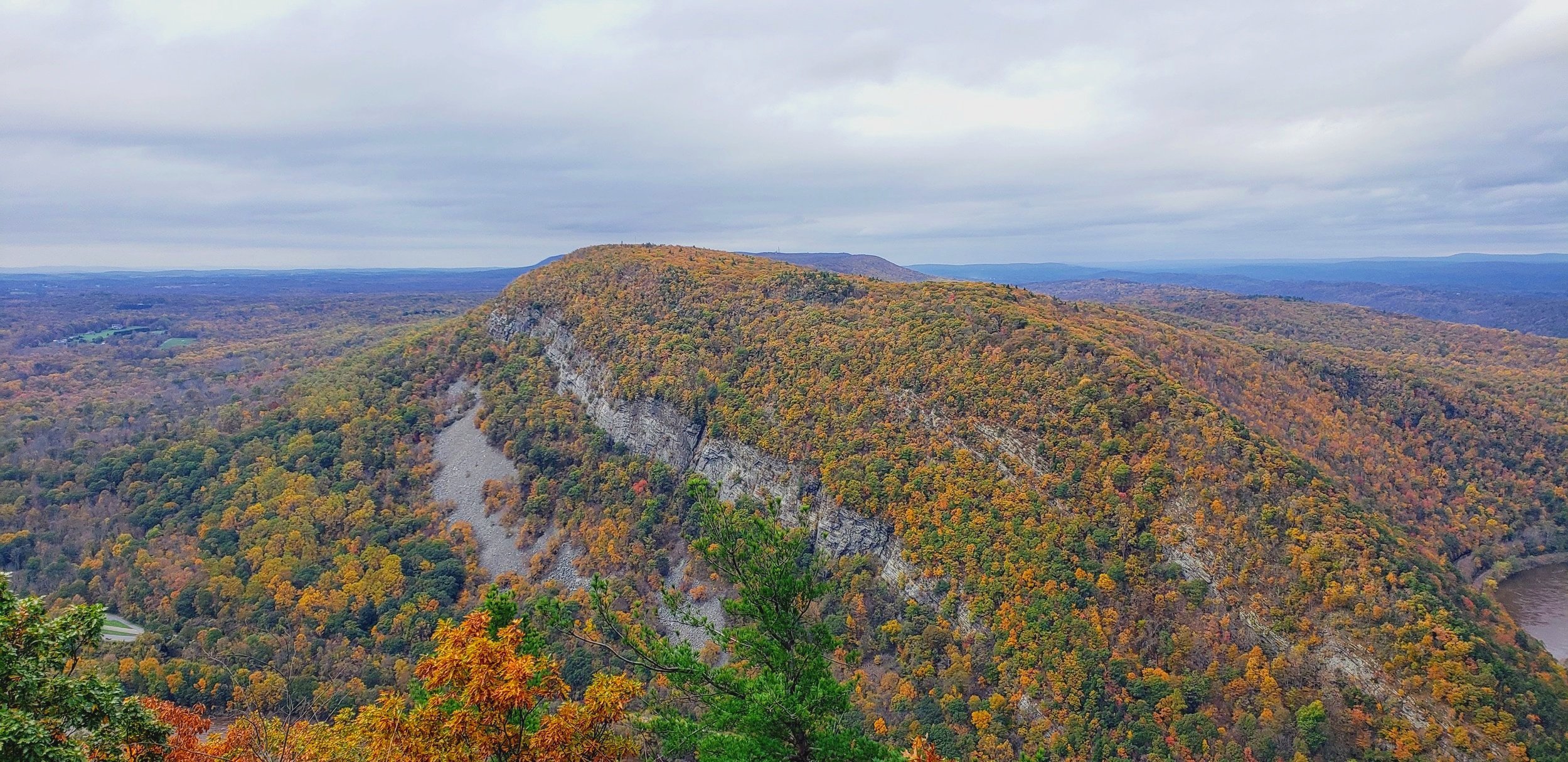 View From Summit of Mt. Tammany NJ