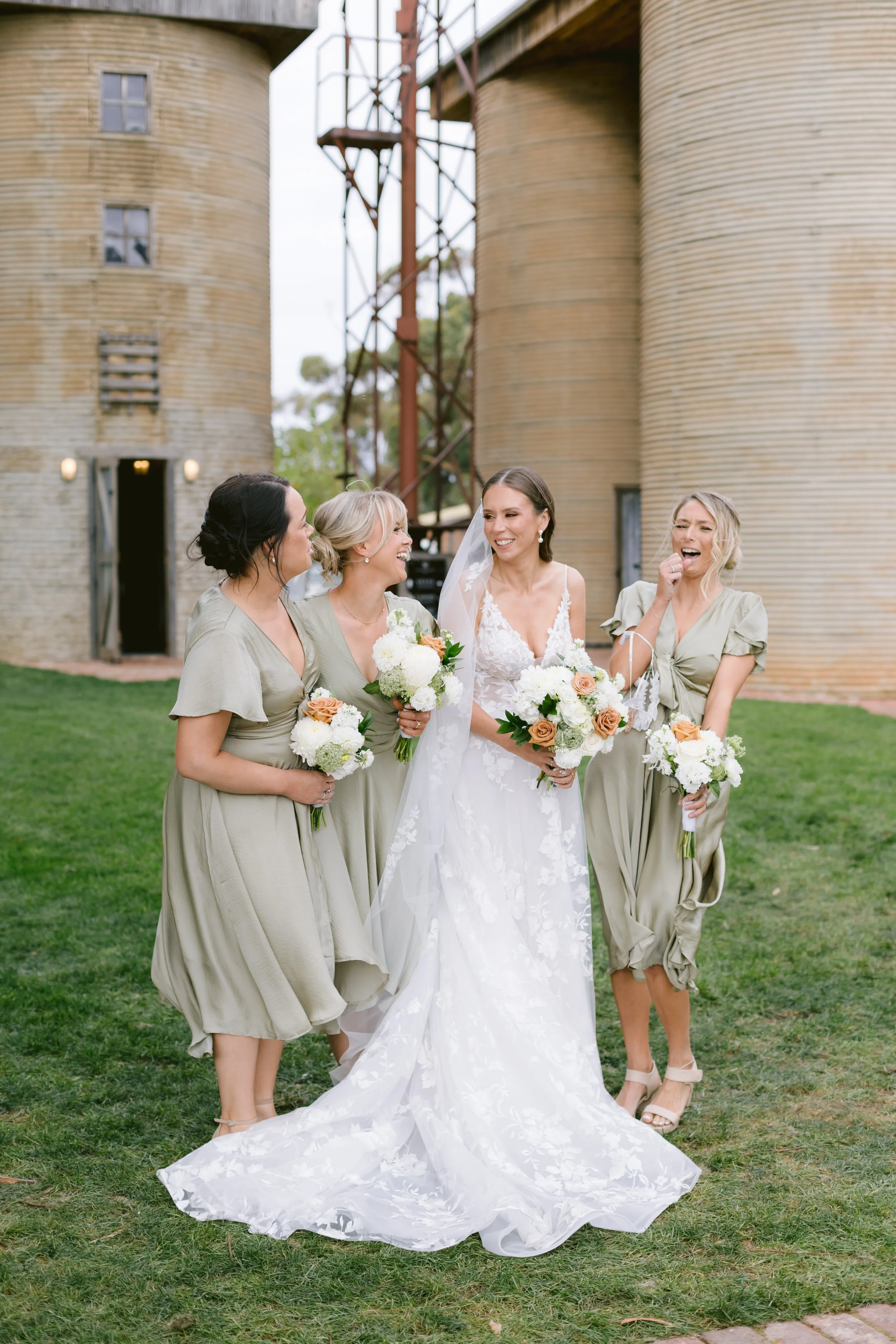 2022.04.01-D&J-BridalPortraits-60.jpg