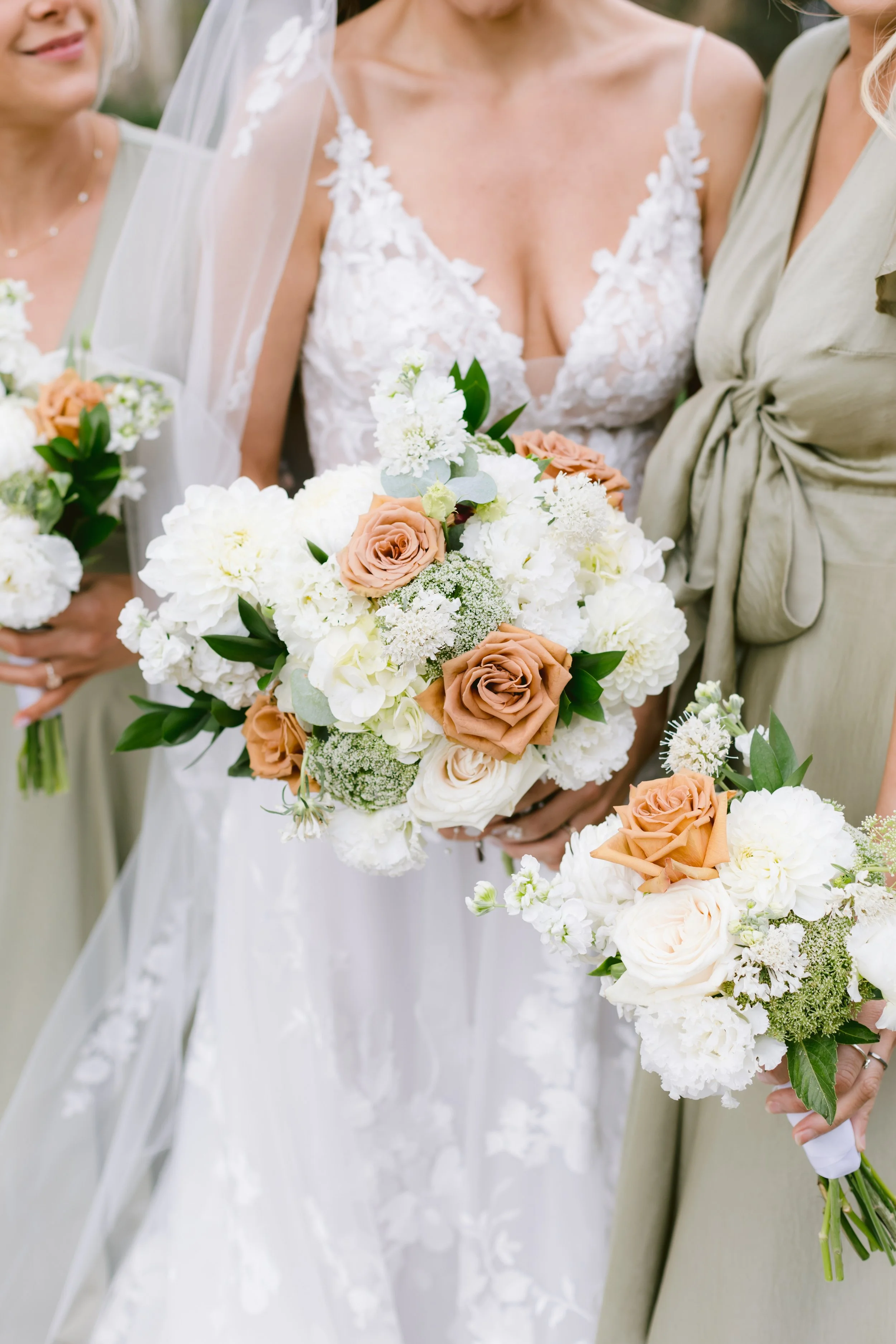 2022.04.01-D&J-BridalPortraits-58.jpg