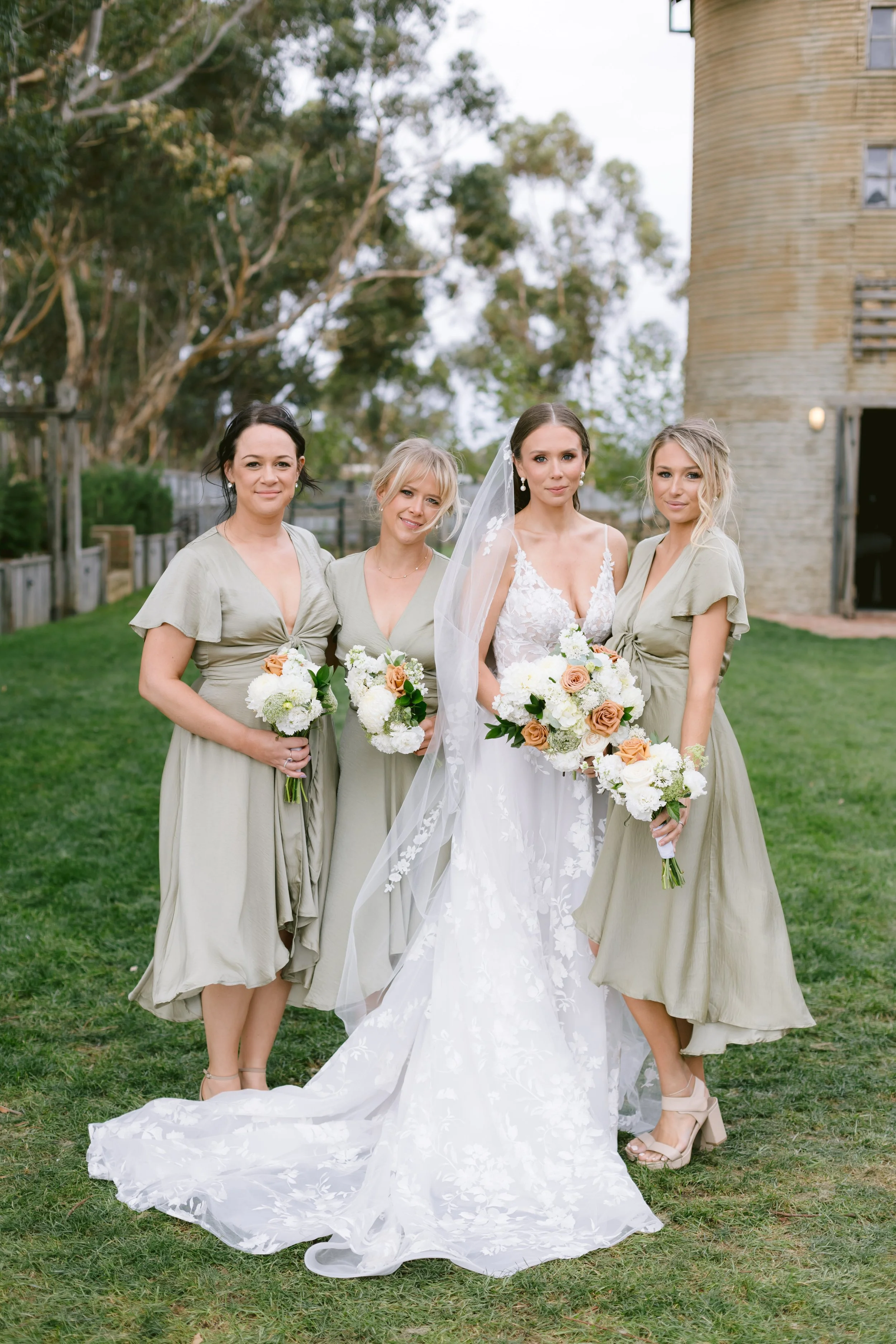 2022.04.01-D&J-BridalPortraits-54.jpg