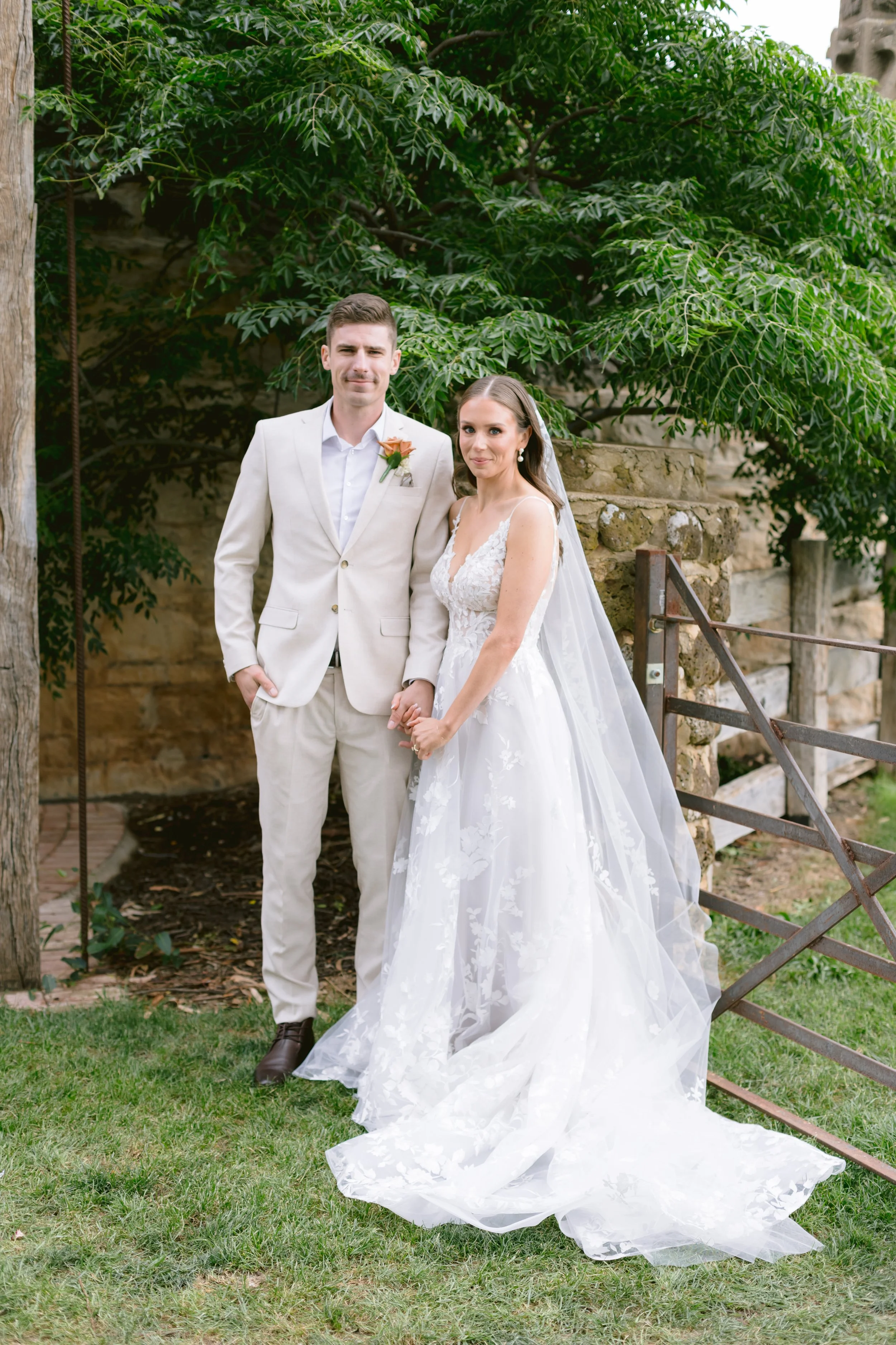 2022.04.01-D&J-BridalPortraits-77.jpg