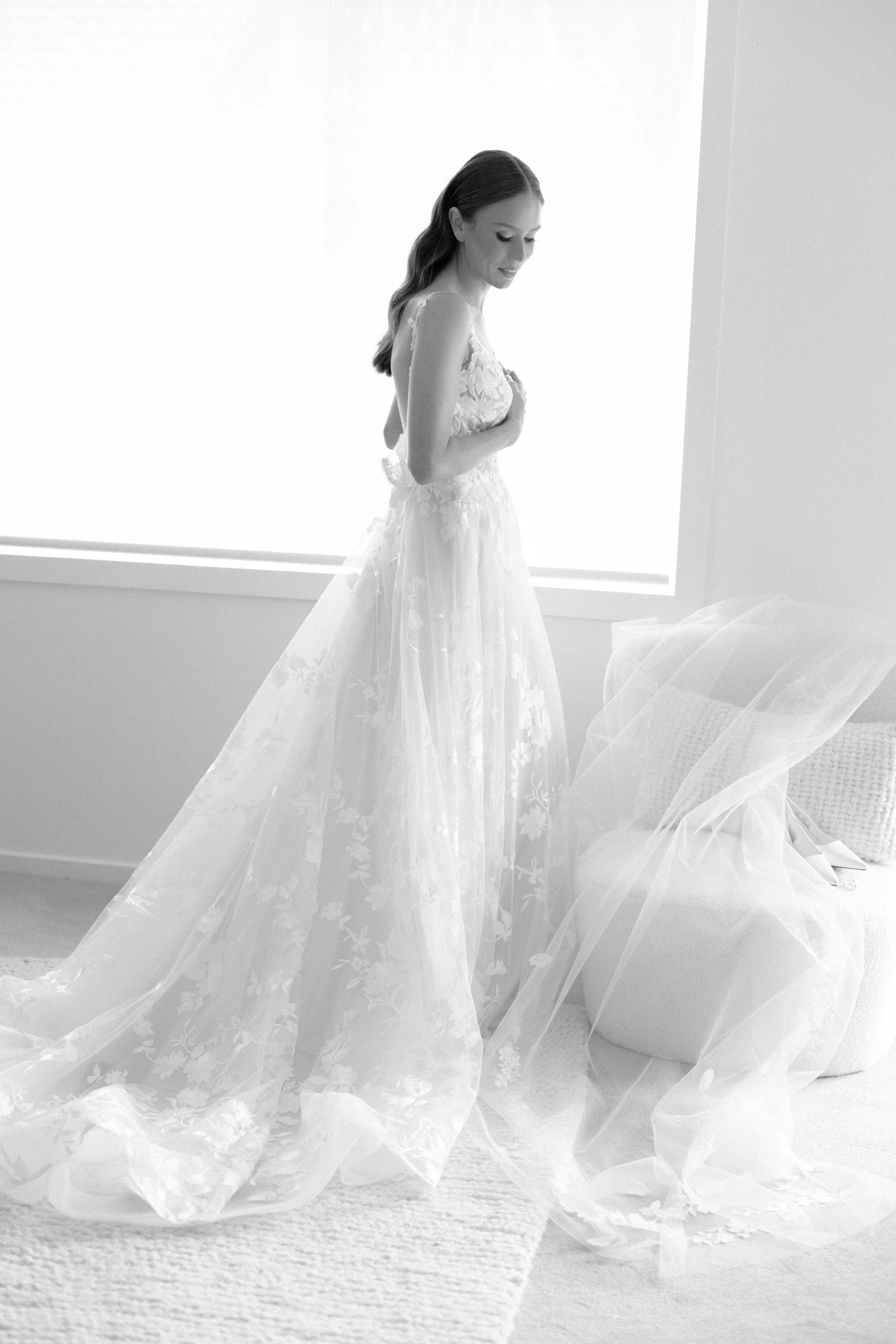 2022.04.01-D&J-BridalPrep-31-2.jpg