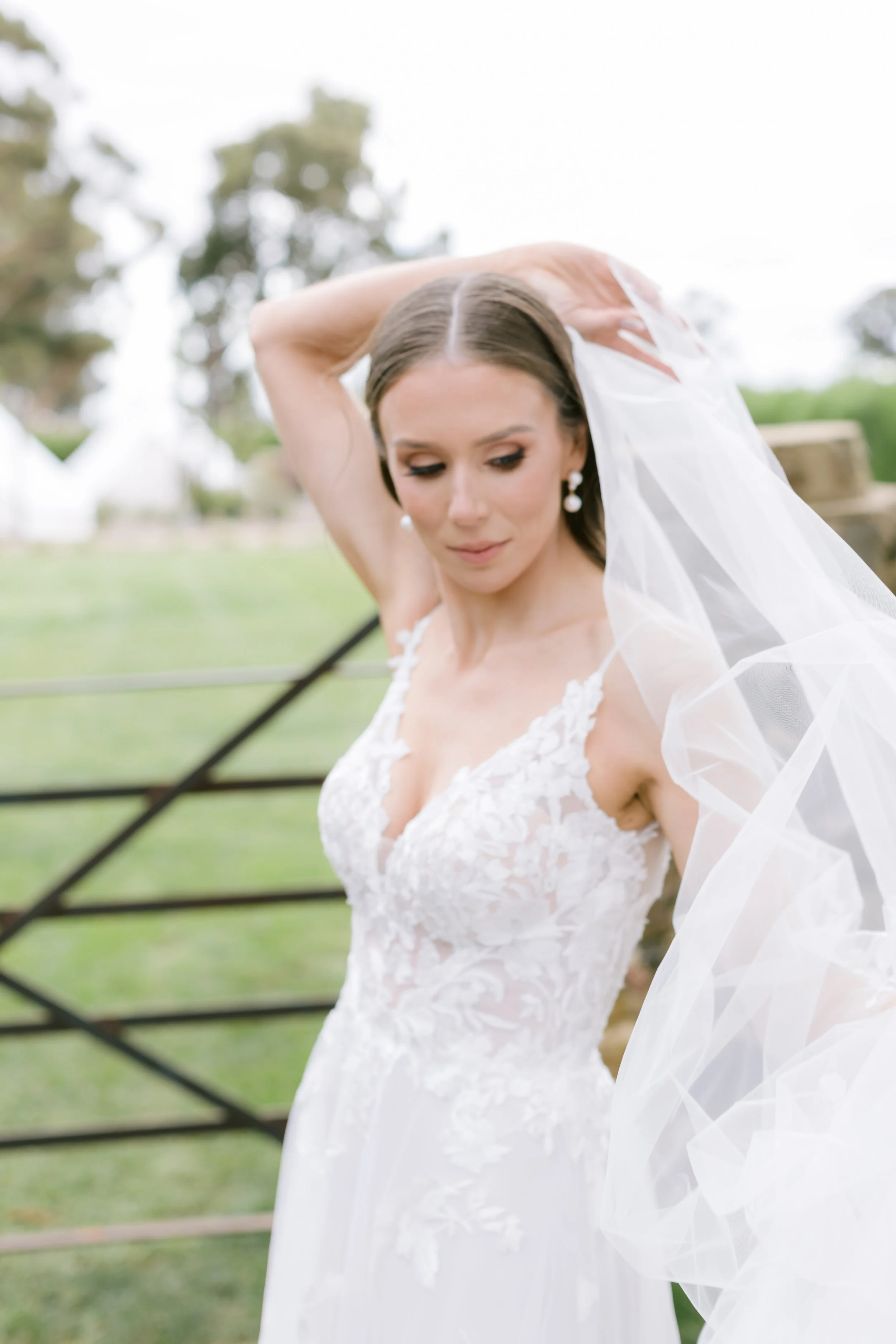 2022.04.01-D&J-BridalPortraits-97.jpg