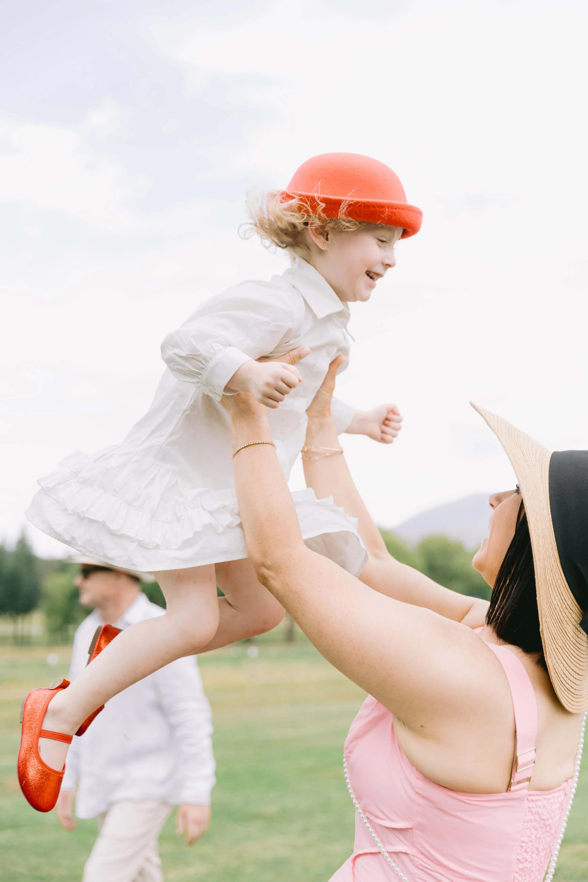 ByHollyRosePhotography-NortheyFamily24-v-125.jpg