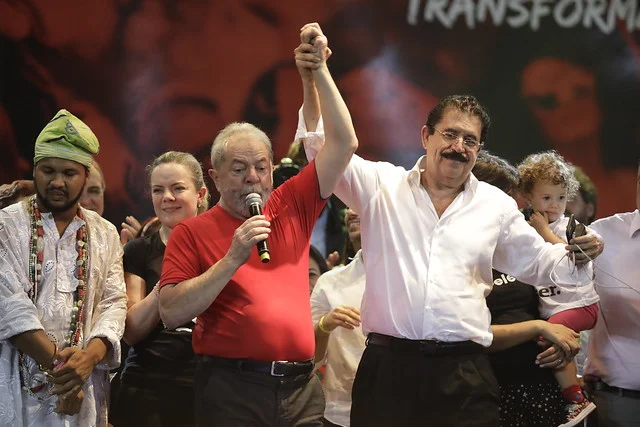 Lula de Silva and Manuel Zelaya ( CUT no Fórum )