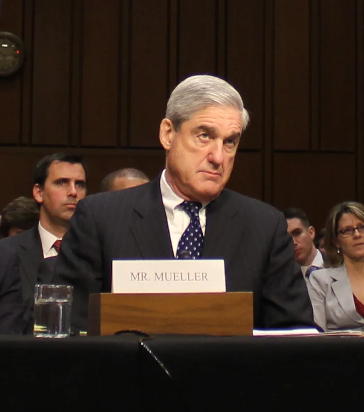 Robert Mueller ( Medill DC )