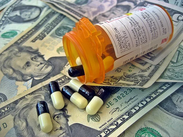 Healthcare Costs ( Images Money )