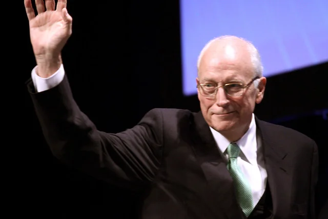 Bernie Sanders chomped down hard on Dick Cheney after his daughter, Congresswoman Liz Cheney, attacked Elizabeth Warren’s nuclear weapon policies ( Gage Skidmore )