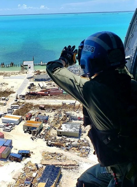 Rescue efforts in the Bahamas ( Coast Guard News )