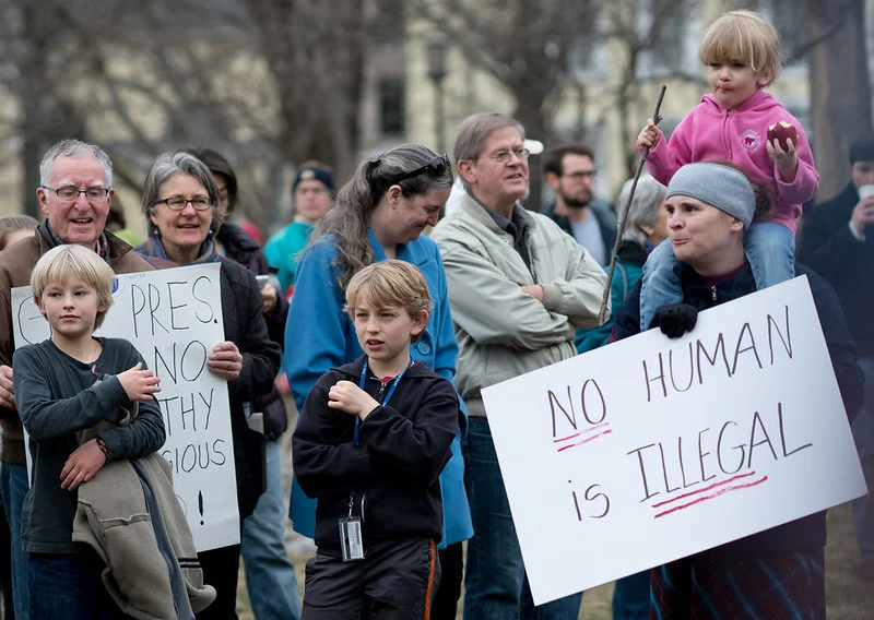 Emergency Immigrant Protest ( Victoria Pickering )
