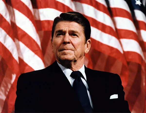 President Reagan speaking at a rally for Senator Durenberger ( Marion Doss )