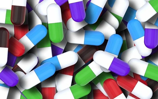 Pills, Medicine, Drugs (TheDigitalArtist)