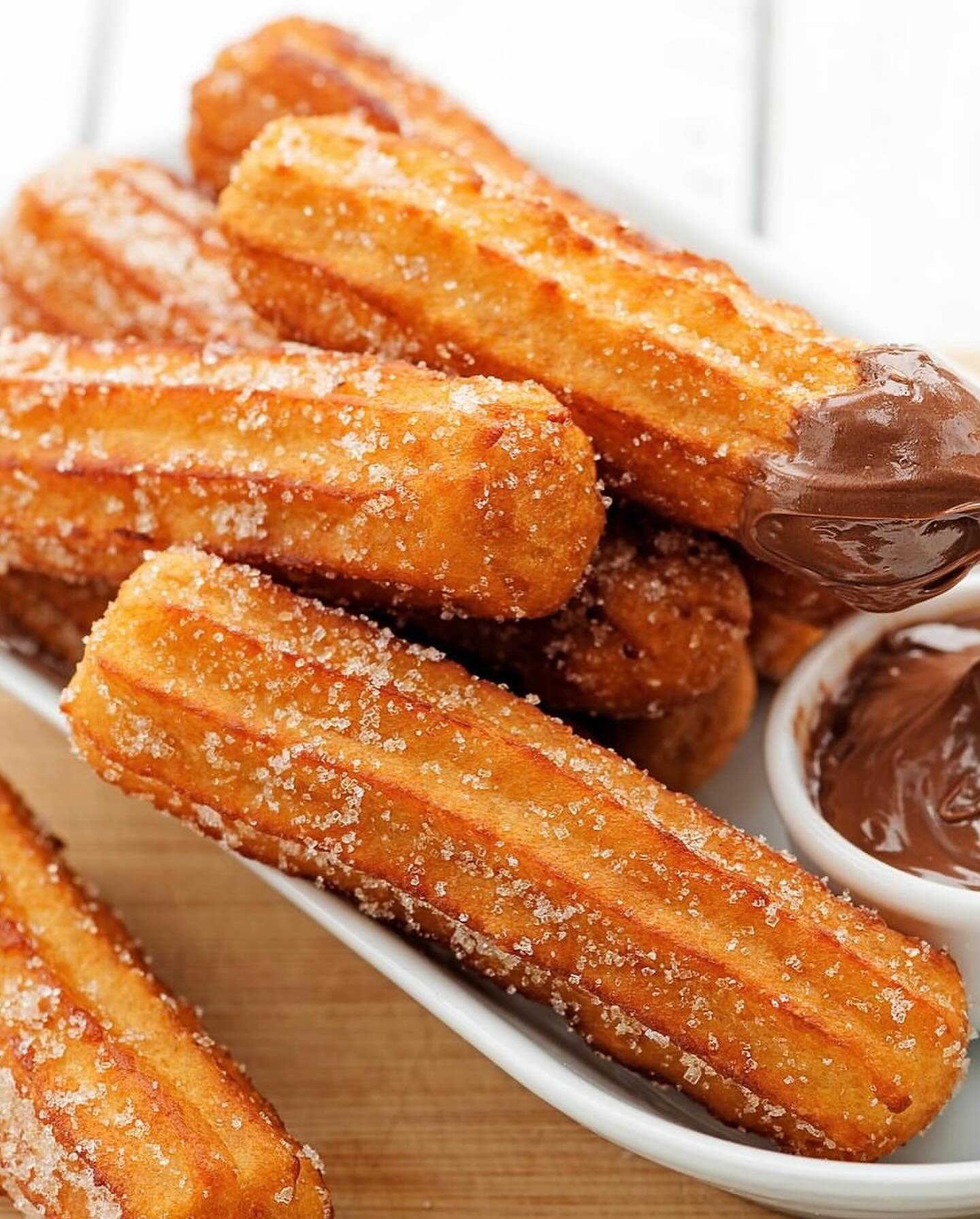 Ask about our dessert options : Golden churros, dusted with cinnamon sugar, served with a side of rich, velvety chocolate sauce for dipping 🍨✨

#themenu #catering #dessert #mexicanfood #foodtrucks #churros #gelato #choctops #icecream #foodtruck #foo