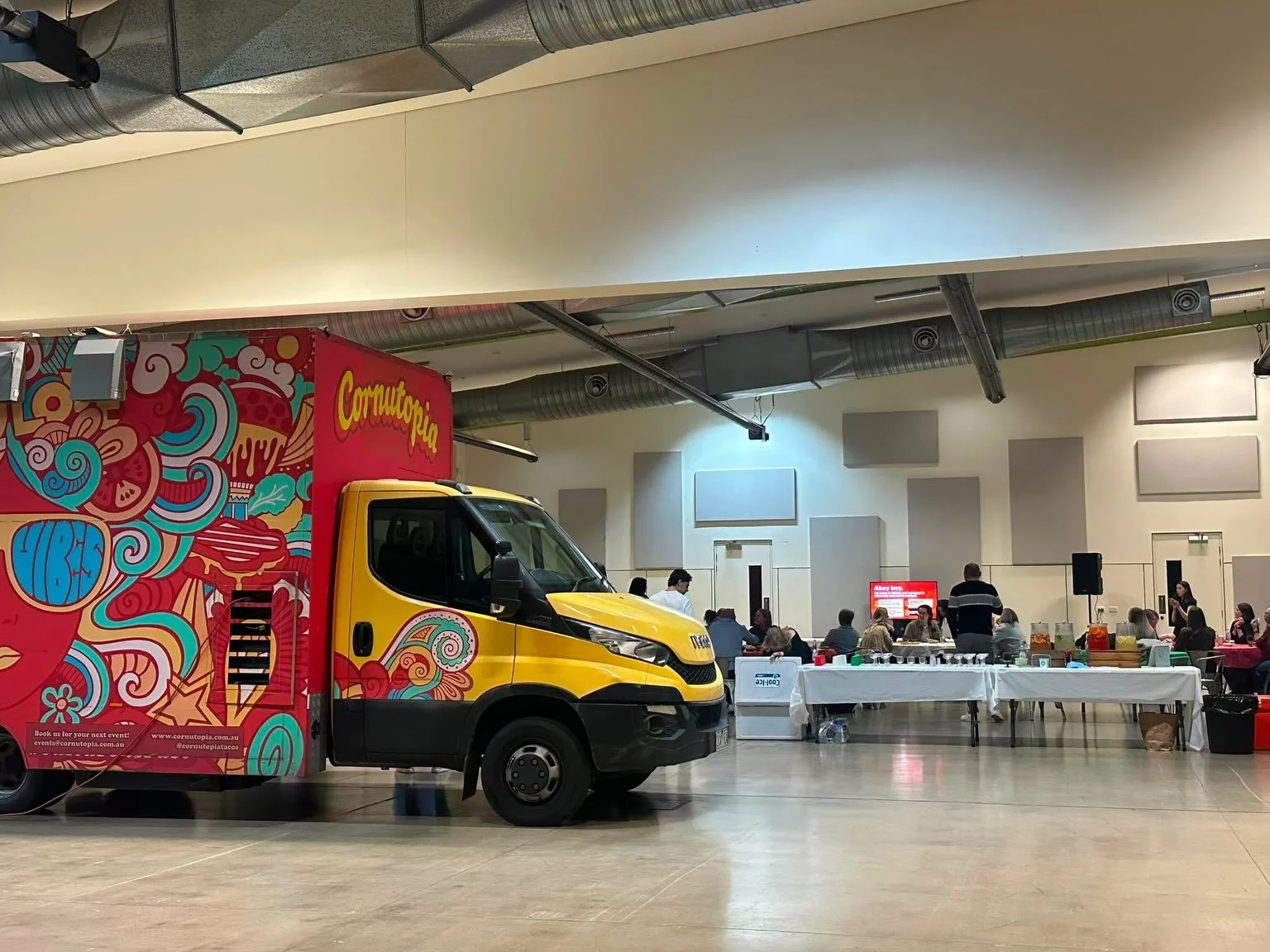 We go anywhere the tacos are wanted 🌮
Parking lot? Street corner? Living room? 🚚✨

#tacotruck #mobilecatering #mexicanfood #corporateevent #melbournecatering