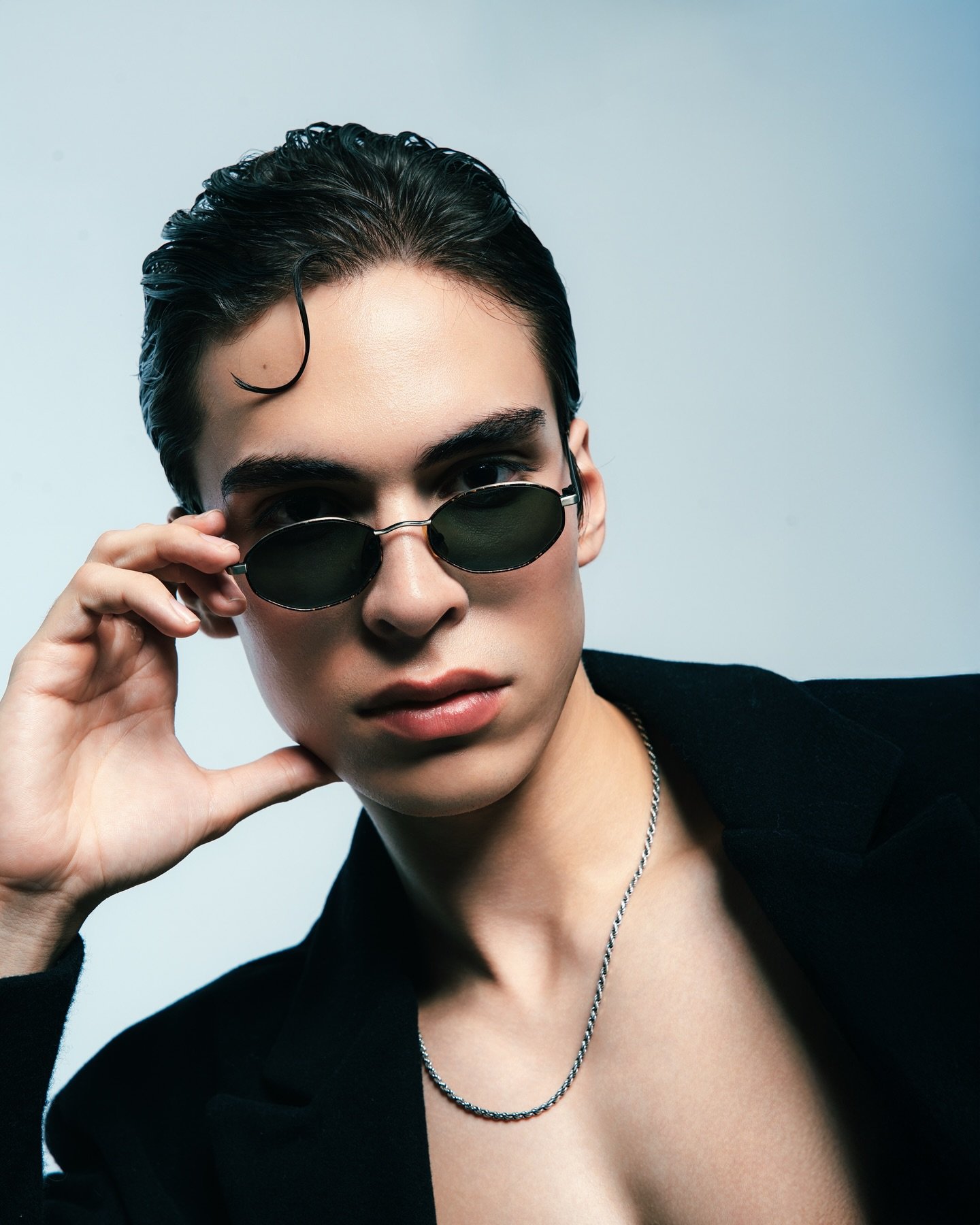 @tadeo_garcia18 shot by Chris Melegos 

styled by: @sisa. limpson 
makeup by: @_glambycarolina 
hair by: @makeupby_jewels

For @era_the_magazine