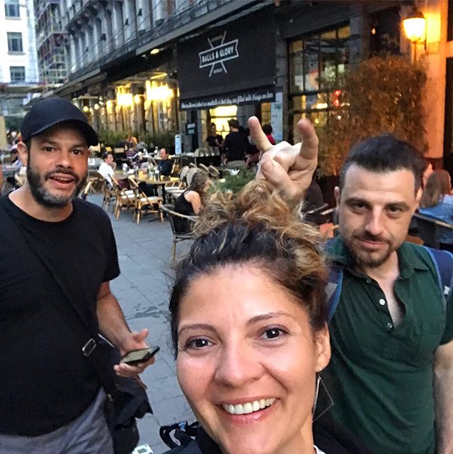Survival mode in #brussels with MoA! #layovertour2019 #nofilter #bandmates #mates