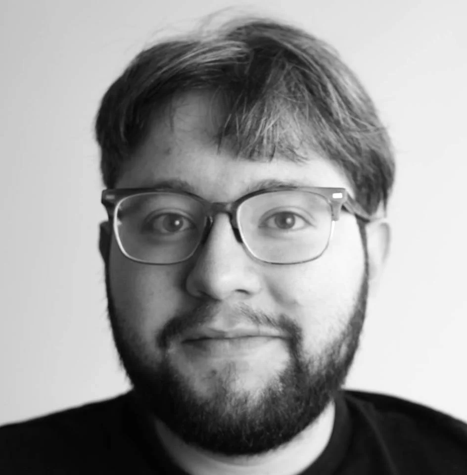 LUIS VAZQUEZ , CONTRIBUTING REPORTER / SOCIAL MEDIA MANAGER