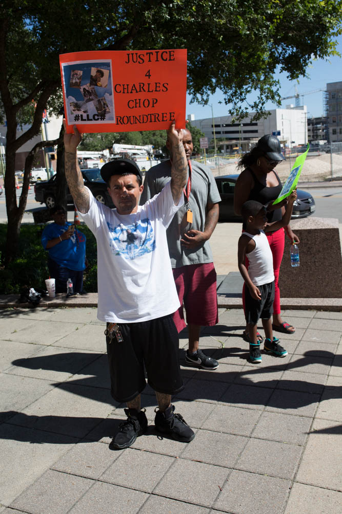 Richter_kay_2019_roundtreeProtest009-1.jpg