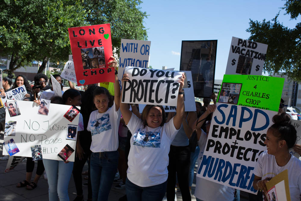 Richter_kay_2019_roundtreeProtest012-1.jpg