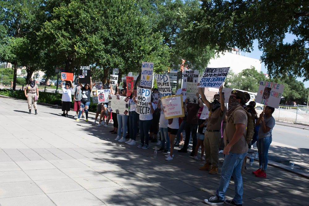 Richter_kay_2019_roundtreeProtest016-1.jpg