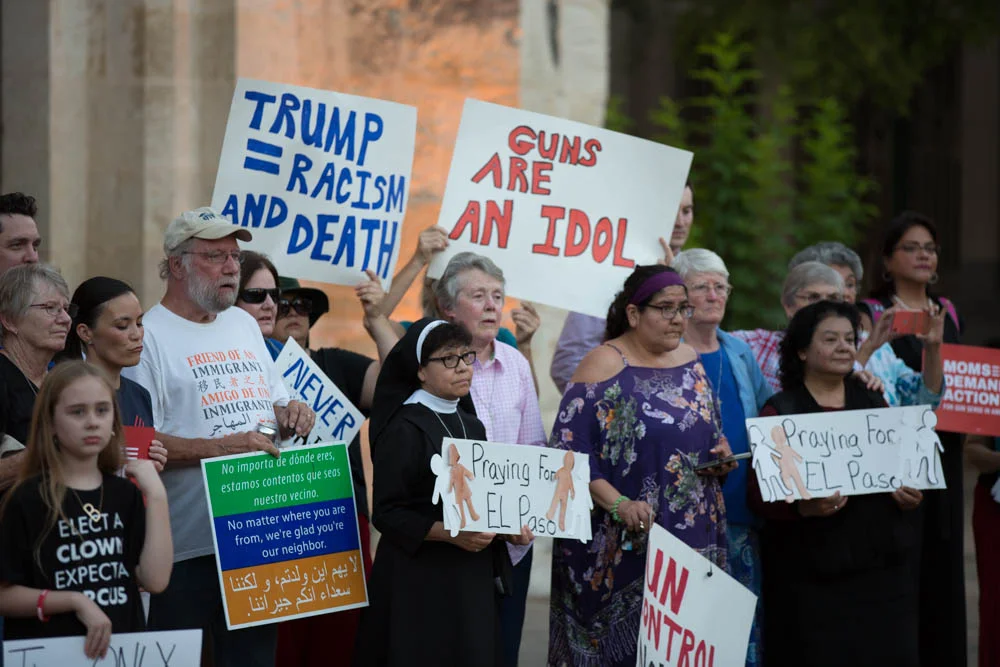 Richter_Kay_2019_El_Paso_vigil005.jpg