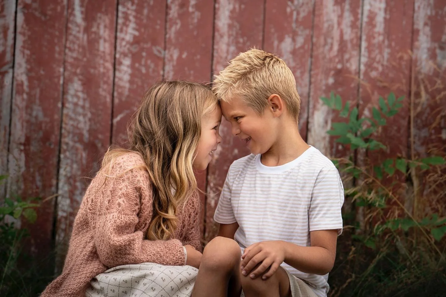 S&oslash;skenkj&aelig;rlighet 😇🍃😇&thinsp;
&thinsp;&thinsp;
&thinsp;
&thinsp;
&thinsp;&thinsp;
&thinsp;&thinsp;
#s&oslash;skenfoto #s&oslash;skenfotografering #barnefoto #barnefotogragering #childrenphotography #norge #norway #utefoto #utefotograf 