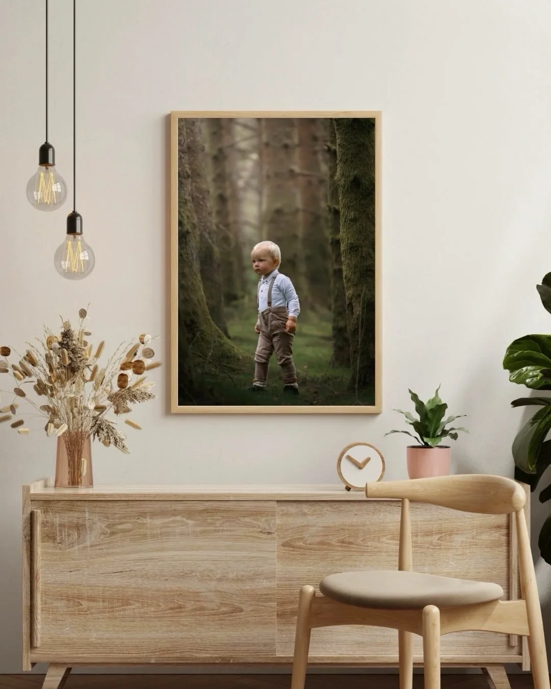 Ein bestillingstime er alltid inkludert i prisen n&aring;r du har v&aelig;rt p&aring; ei fotografering hos meg 🤗&thinsp;&thinsp;
&thinsp;&thinsp;
Etter fotograferinga f&aring;r de med d&aring;ken ein pris- og produktkatalog + eit hefte med mine pris