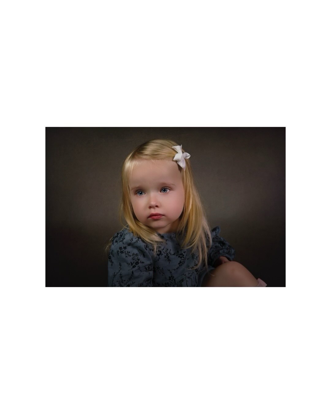 ✨ Velkomen til studiofotografering i mitt nye fotostudio i Sandeid ✨

I forbindelse med &aring;pninga f&aring;r du 50 % p&aring; alle fotograferingar i januar, februar og mars 📸

Tilbodet gjeld b&aring;de i studio og ute ☃️

Har du ein 1-&aring;ring