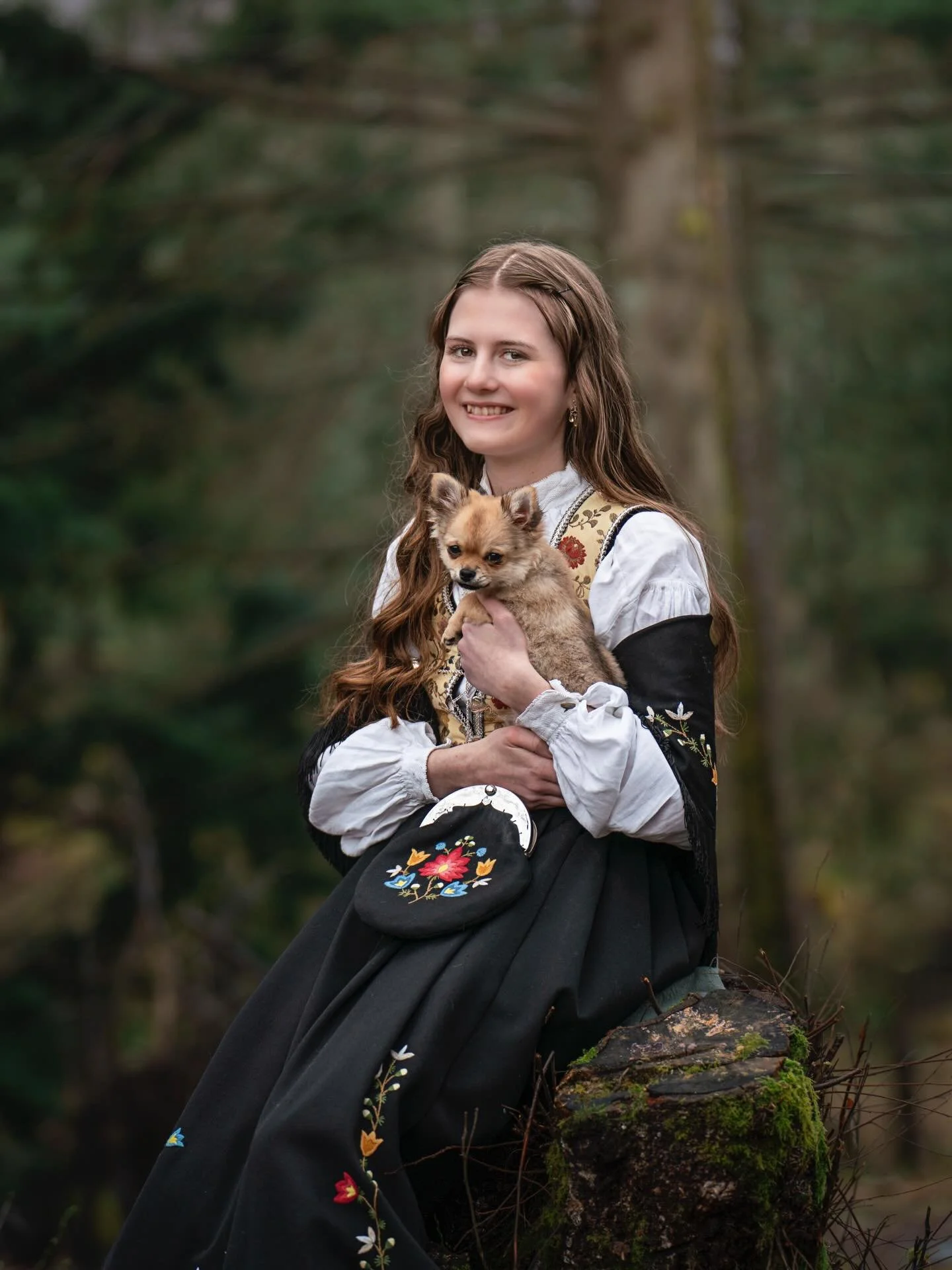 Har du &ndash; eller er du &ndash; konfirmant i 2026, og &oslash;nsker veggbilde, album, bildeboks, filer, takkekort eller g&aring;vebilde? D&aring; er det lurt &aring; begynne &aring; tenke p&aring; fotografering allereie n&aring; 🍃 Dette er ogs&ar