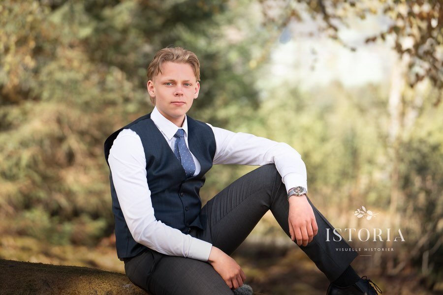 Konfirmanten Tor Olav 🕺

S&aring; flott i pappa sin bryllupsdress 🤩

Denne v&aring;ren og forsommaren har vore fullbooka og tusen takk til alle som har valgt &aring; komma til b&aring;de ute - og studiofotografering hos meg - s&aring; utrulig takkn