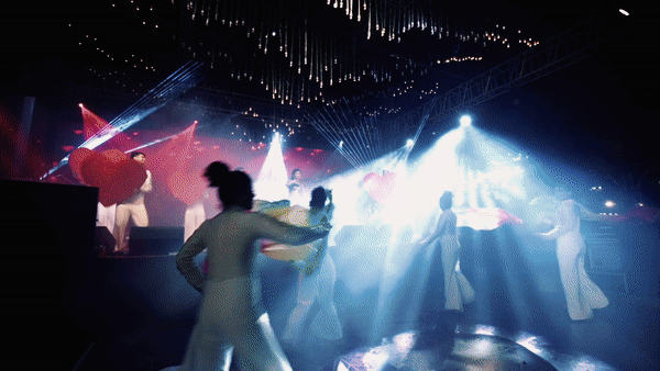 ezgif.com-gif-maker (48).gif