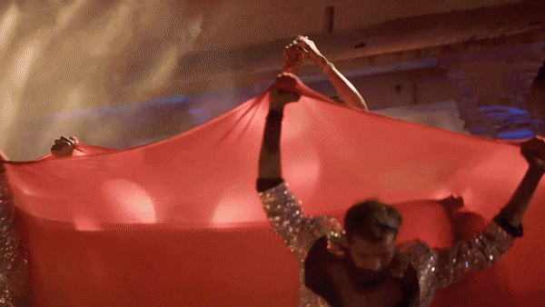 misha-sangeet-3.gif
