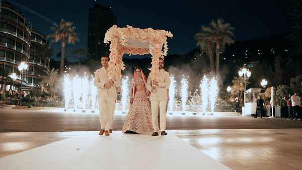 ezgif.com-video-to-gif (12).gif