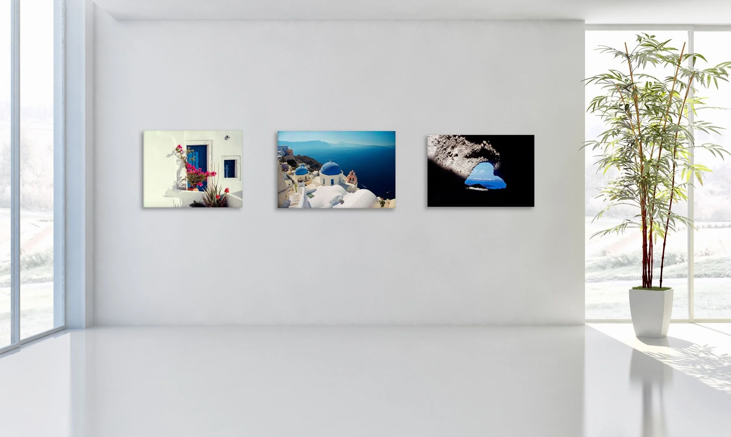 Santorini art for sale. Oia Santorini art gallery selling photos prints.