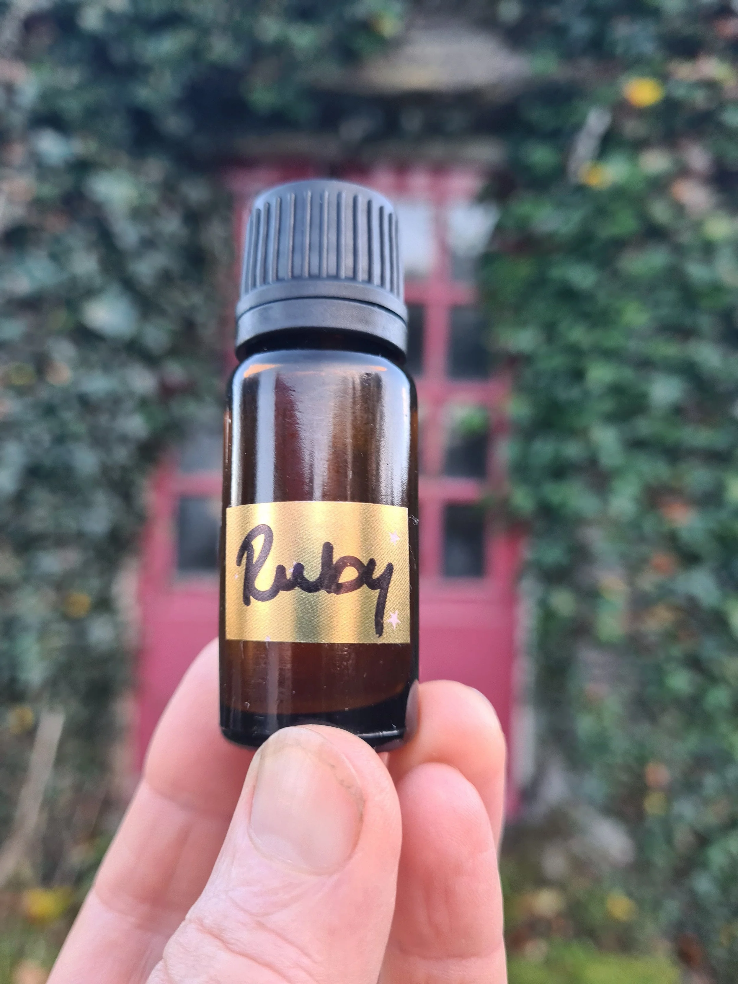 Ruby essential oil blend.jpg
