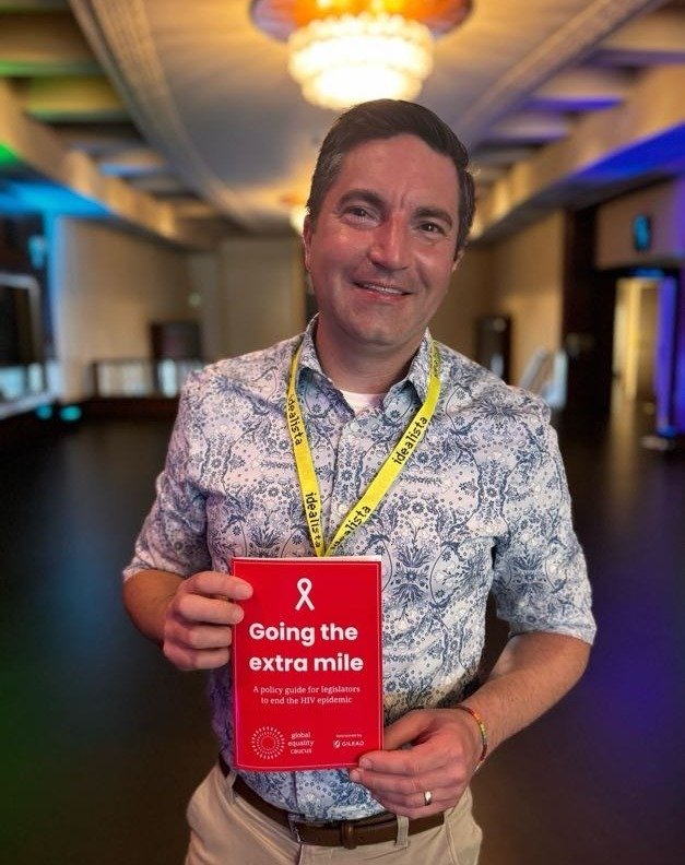 Going the Extra Mile is a new policy guide developed by GEC with support from @gileadsciences, designed to support legislators in high-income countries in pressuring their governments to step up commitments to the HIV response.
GEC member @jackpatri