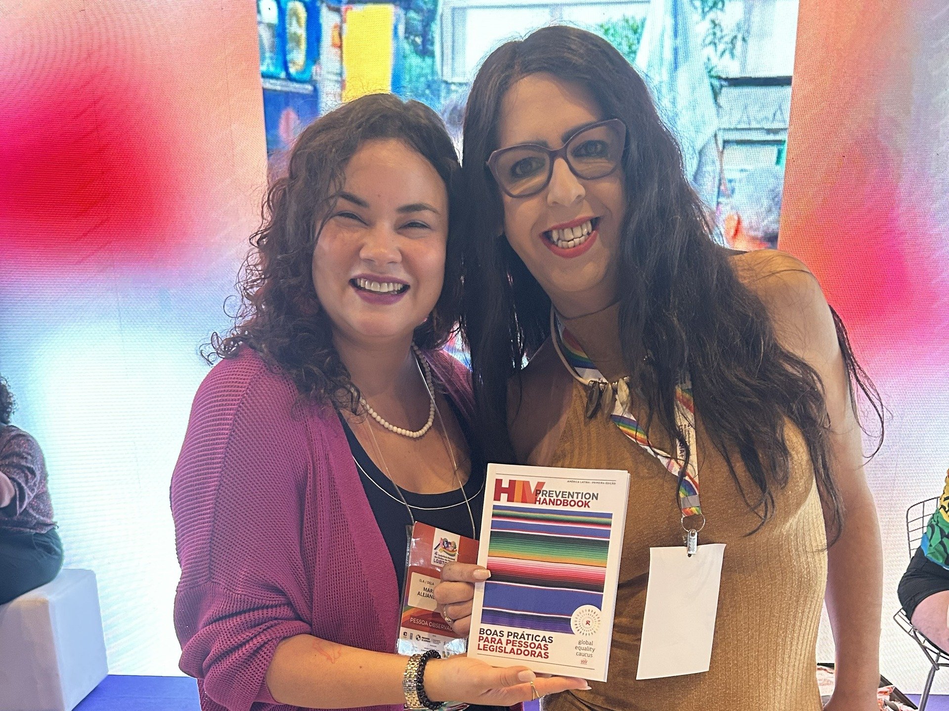 GEC was pleased to meet a diverse group of council members, including Vereadora Regininha, Professora Rose de Carvalho, Jhonatan Soares, Ines Paz, and Vereador Glauber Nunes, who received our handbook during the 4th National Conference on the Rights 