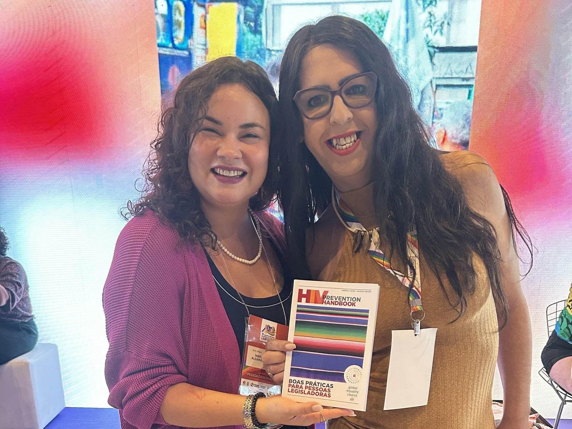 GEC was pleased to meet a diverse group of council members, including Vereadora Regininha, Professora Rose de Carvalho, Jhonatan Soares, Ines Paz, and Vereador Glauber Nunes, who received our handbook during the 4th National Conference on the Rights 