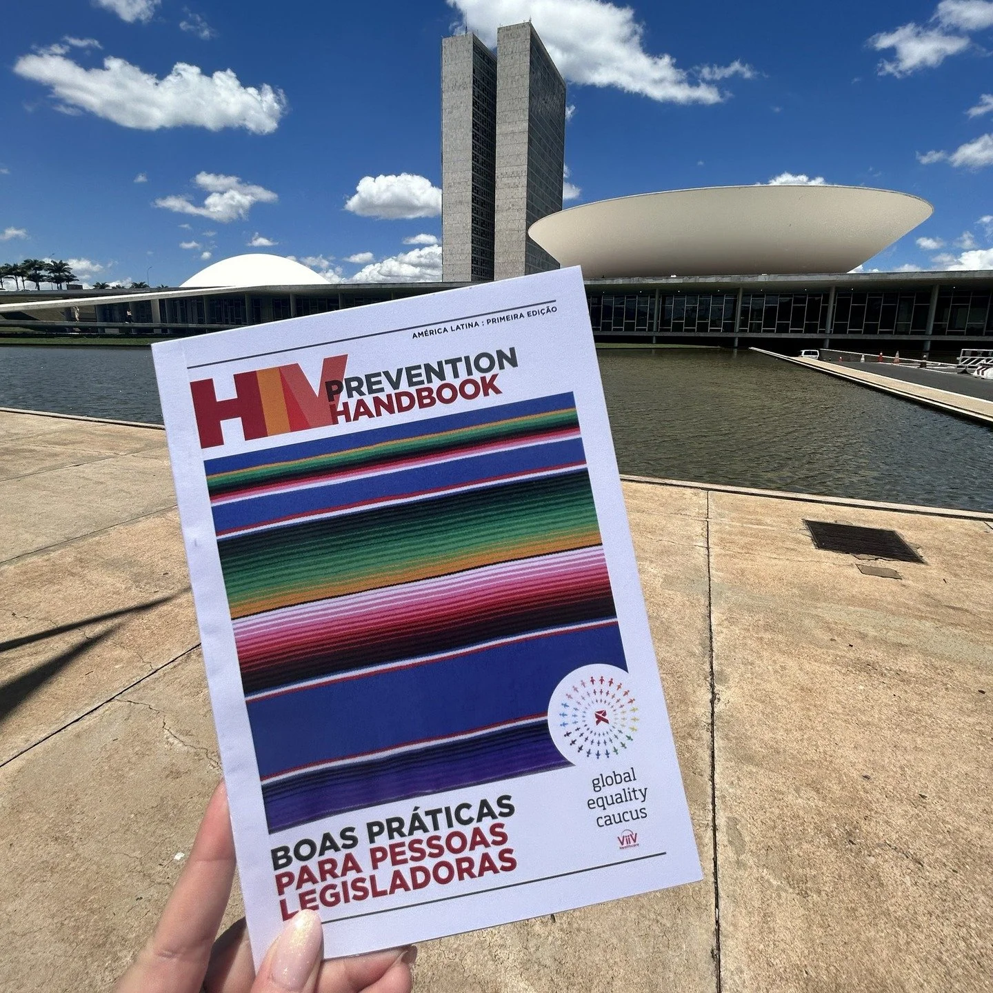 Our HIV Prevention Handbook: Best Practices for Legislators Latin America Edition is now available in Portuguese! 

Developed by the Global Equality Caucus, this handbook is part of a wider programme designed to highlight the impact of the HIV epidem
