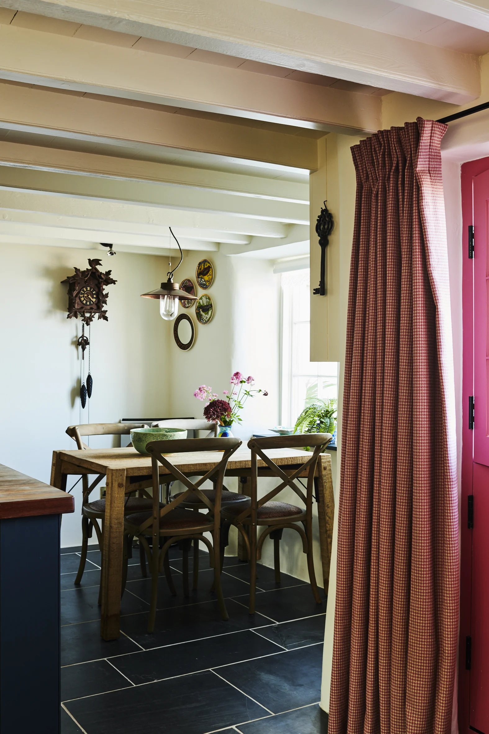 CornerCottageInterior_088.jpg