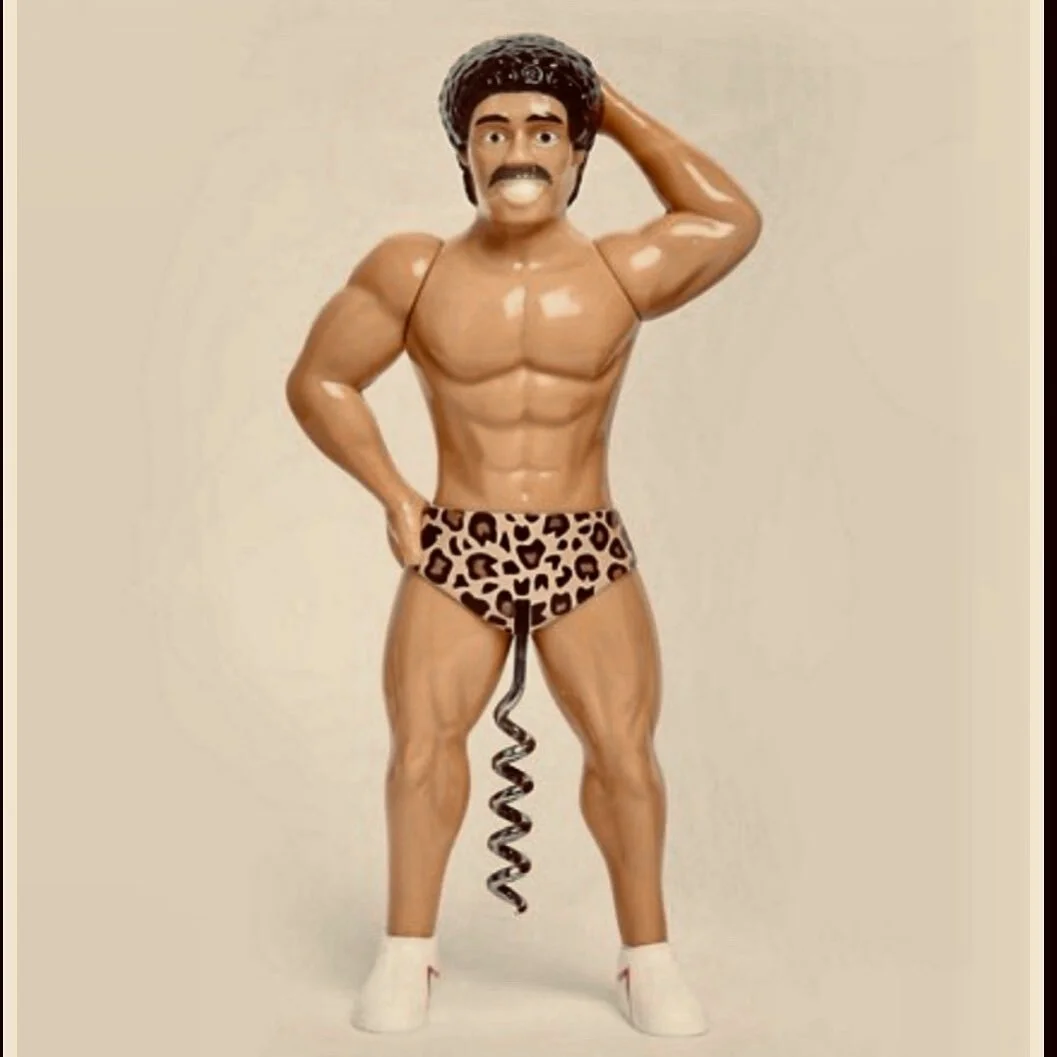 Let&rsquo;s get it on!!! With the nice Friday mood of Mr FuCo even when rains.  Drink  natural wine all night long