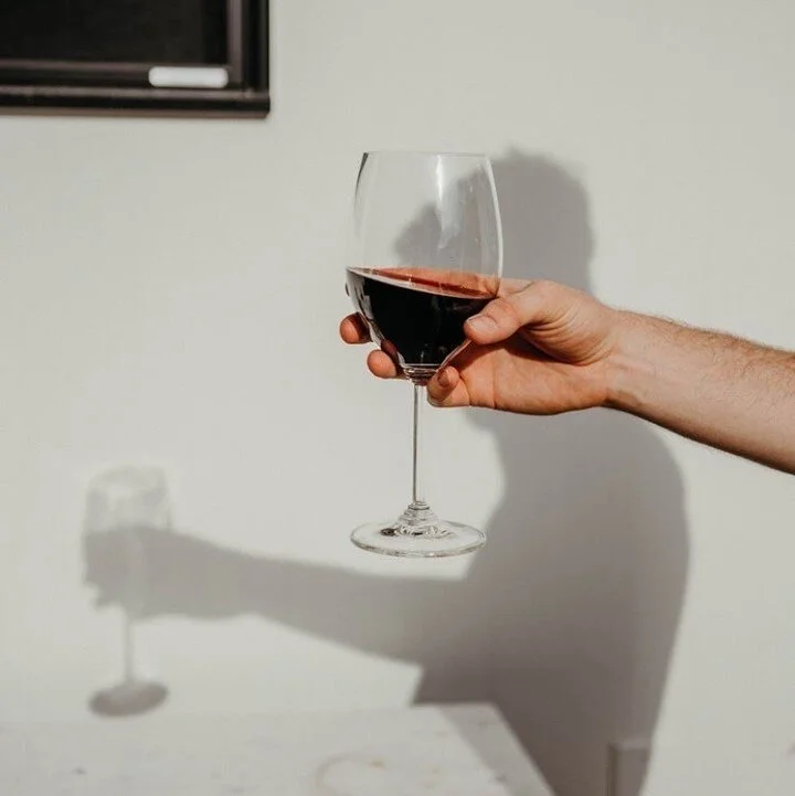 Behind a good glass of wine there's always a great mind⁠
⁠
#wine #instawine #winetime #cheers #winelovers #sexy #saturday #vin #wine #winenot #lovewine #sunday #fucostore #fucowine