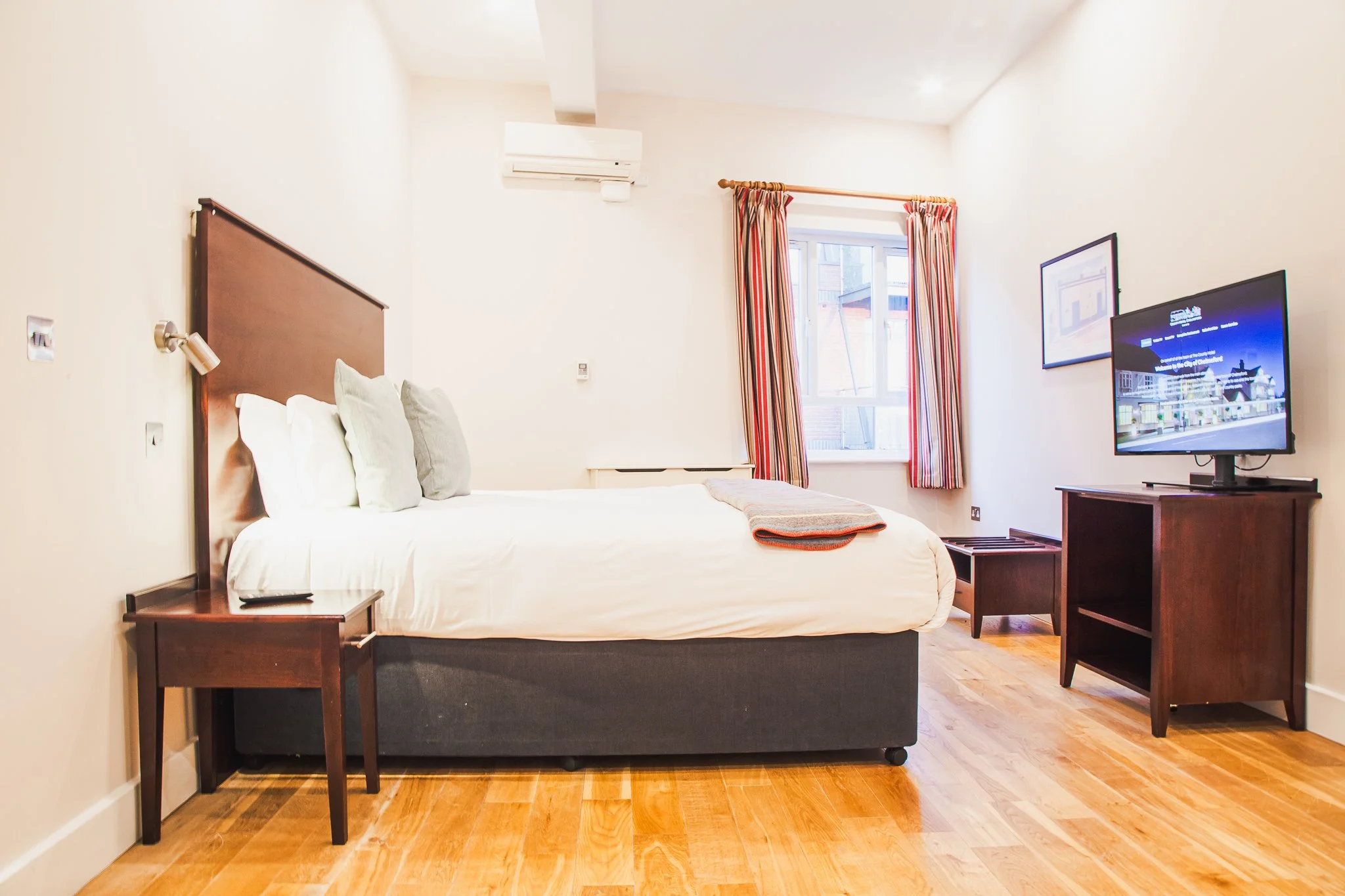 County Hotel #46.jpg