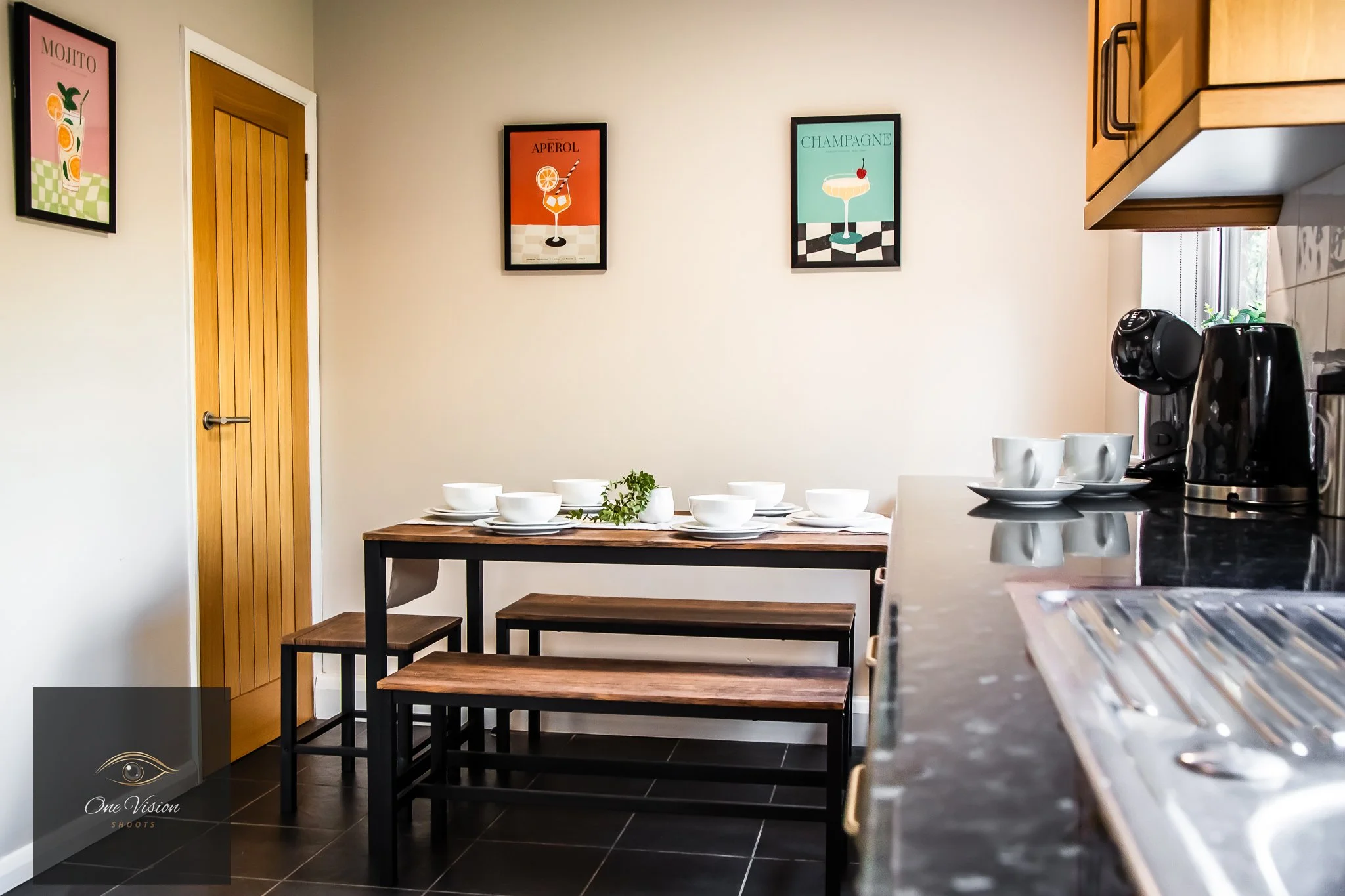 LV Holiday Home Kitchen #2.jpg