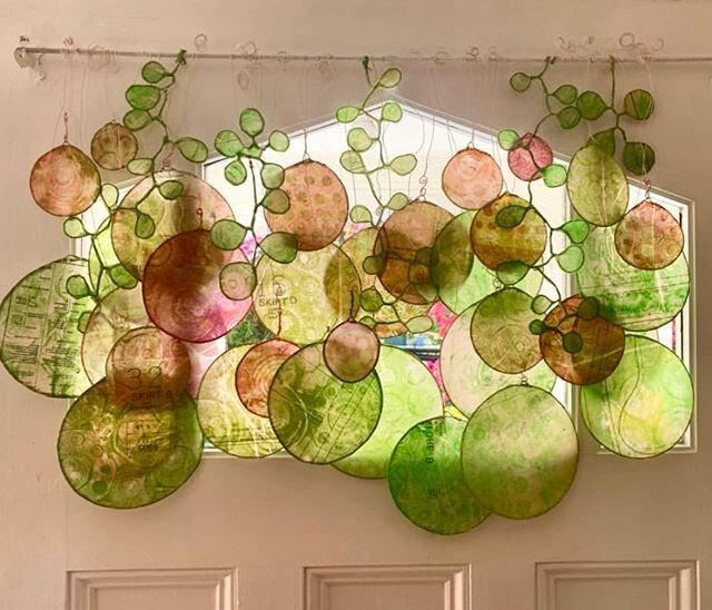 Thrilled to see that the very first &ldquo;Volvox Daughter Colony&rdquo; installation I&rsquo;ve shipped in the mail arrived safely and is hanging in it&rsquo;s new home in California! Phew. Now I am a wire and tissue paper shipping expert. Custom co