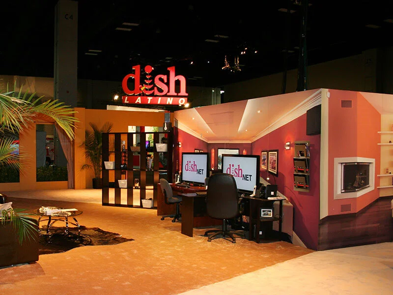 dish-network-team-summit-04_905.jpg