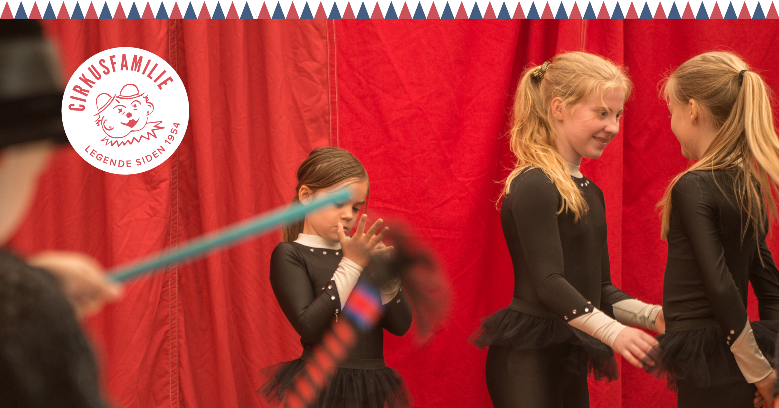 Cirkus Web Header-28.png