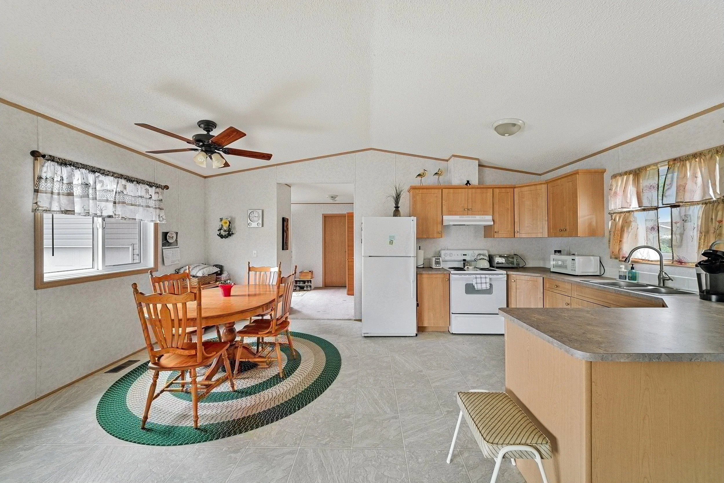 22 country club drive 07.jpg