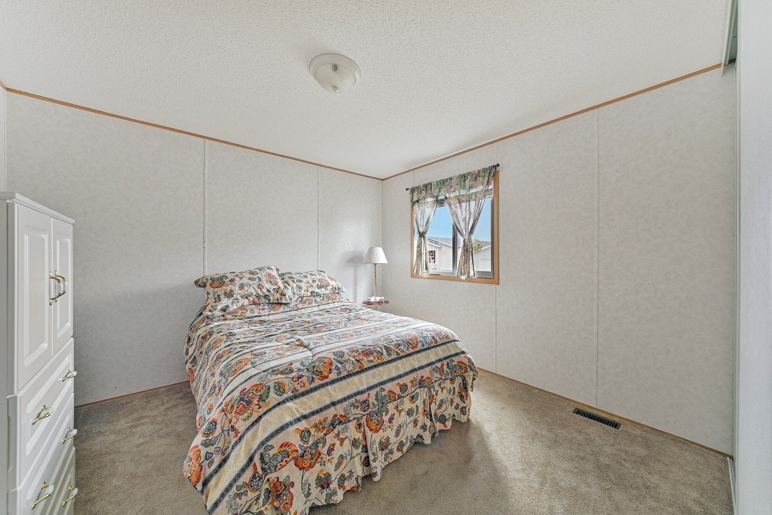 22 country club drive 16.jpg